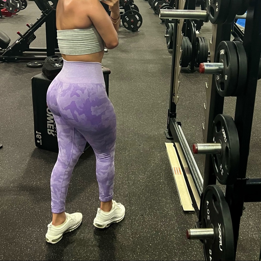 NVGTN lilac camo seamless